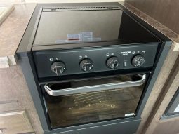 
										2017 Forest River Sonoma full									