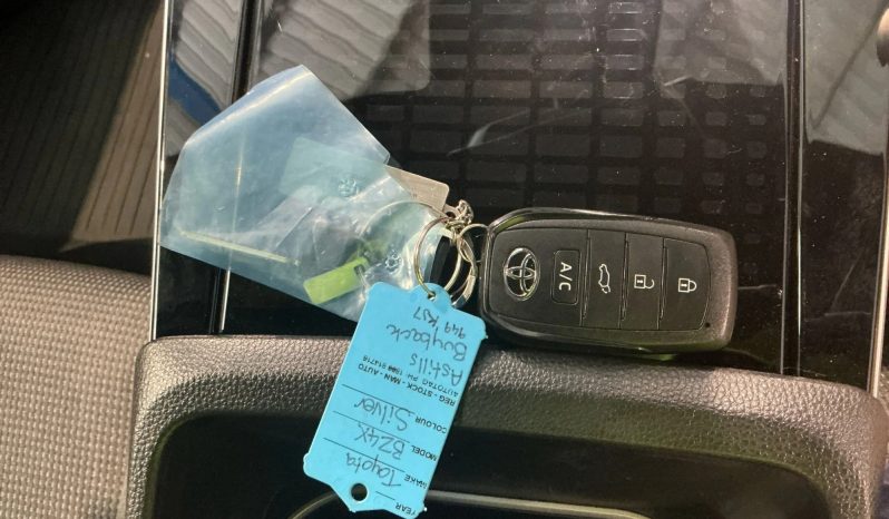 
								2024 Toyota BZ4X full									