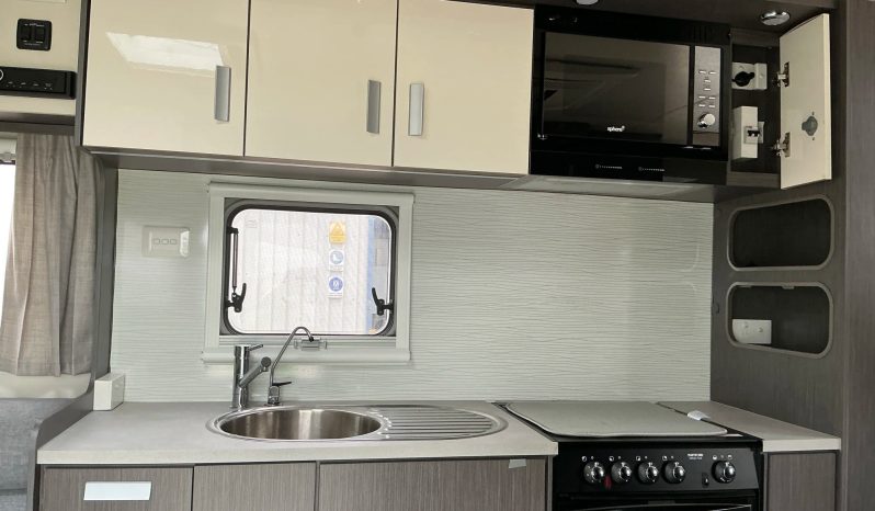 
								2019 Jayco Journey full									