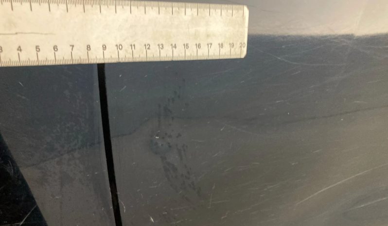 
								2019 Toyota Landcruiser full									