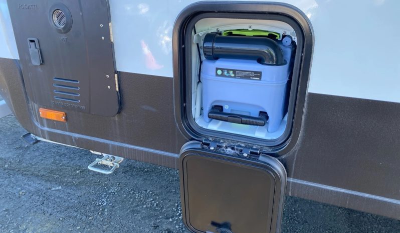 
								2023 Regent Cruiser full									