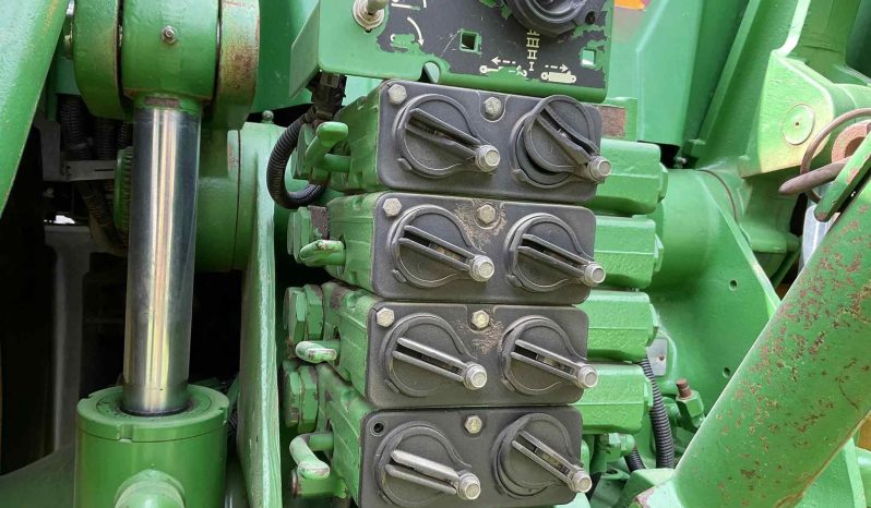 
								2000 JOHN DEERE 8410 full									