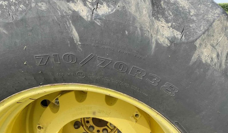 
								2000 JOHN DEERE 8410 full									