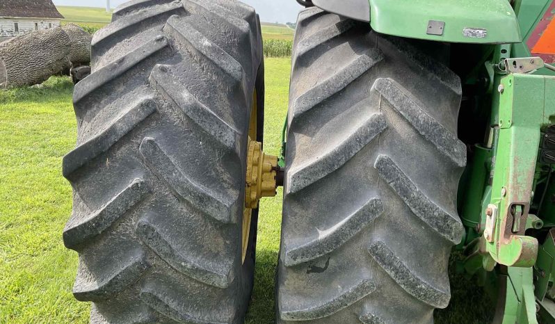 
								2000 JOHN DEERE 8410 full									