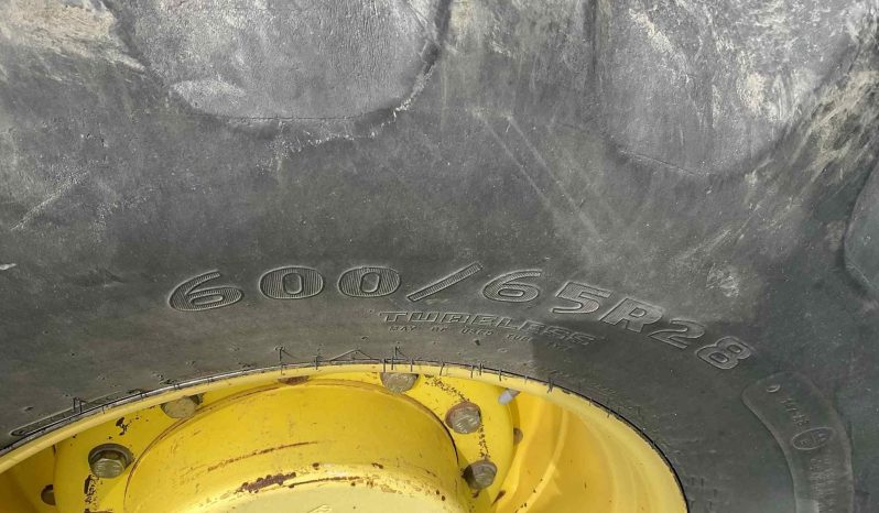 
								2000 JOHN DEERE 8410 full									