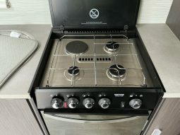 
										2019 Jayco Journey full									