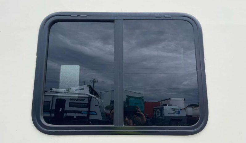 
								2017 Forest River Sonoma full									