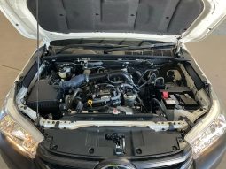 
										2024 Toyota Hilux full									