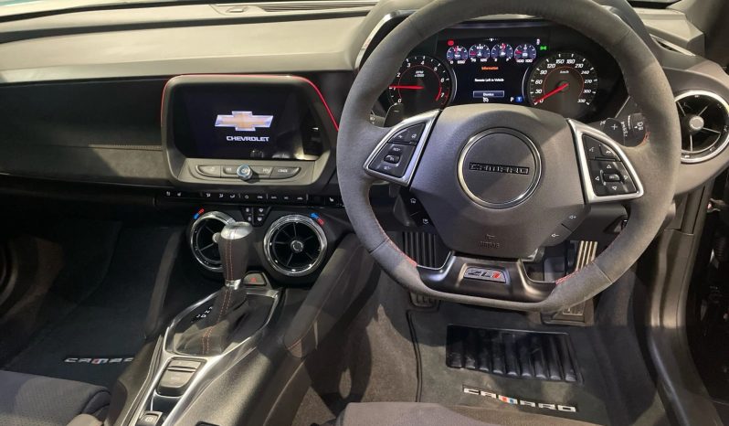 
								2020 Chevrolet Camaro full									