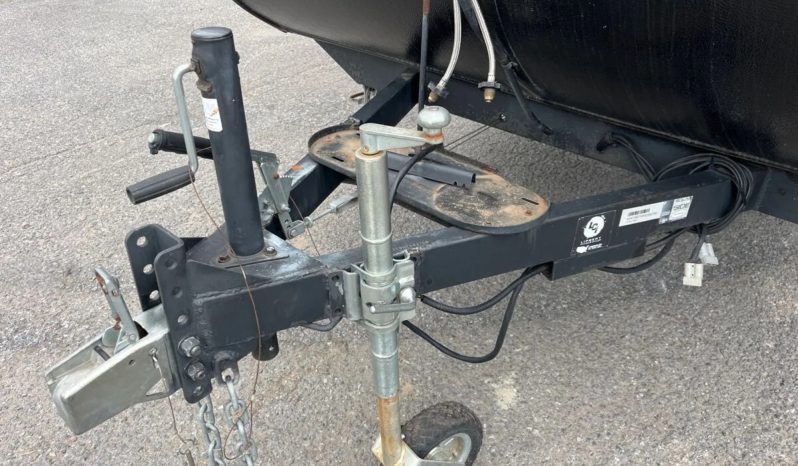 
								2017 Forest River Sonoma full									