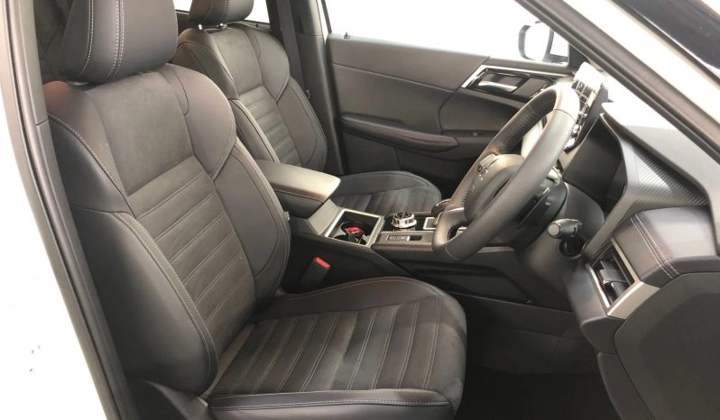 
								2024 Mitsubishi Outlander full									