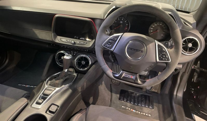 
								2020 Chevrolet Camaro full									