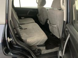 
										2019 Toyota Landcruiser full									