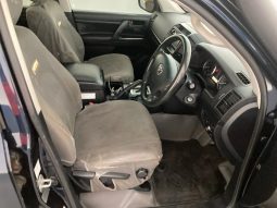 
										2019 Toyota Landcruiser full									