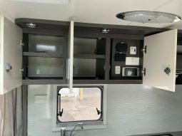 
										2019 Jayco Journey full									