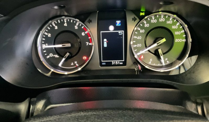 
								2024 Toyota Hilux full									