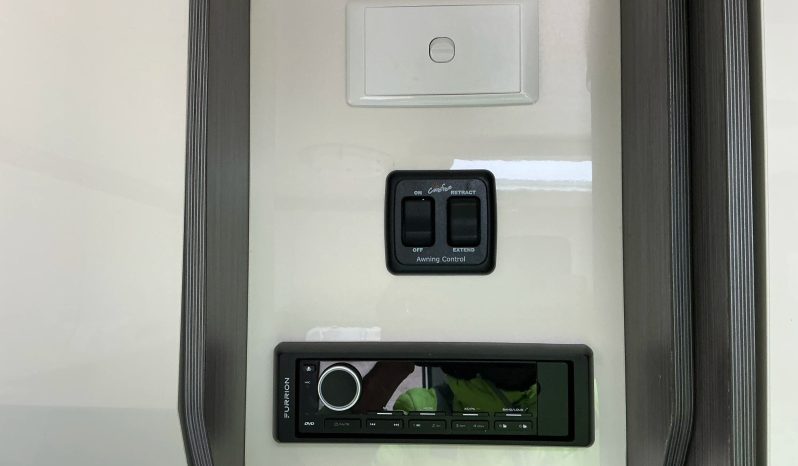 
								2019 Jayco Journey full									