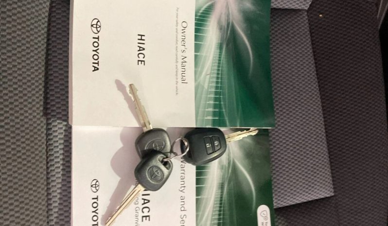 
								2020 Toyota Hiace full									