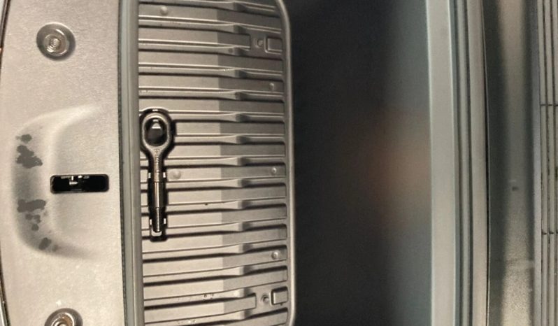 
								2024 TESLA Model Y full									