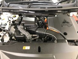 
										2024 Mitsubishi Outlander full									