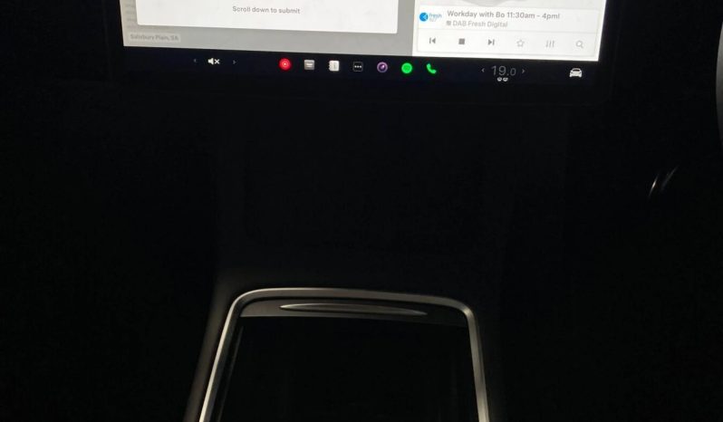 
								2024 TESLA Model Y full									