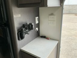 
										2019 Jayco Journey full									