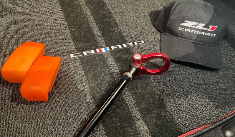 
								2020 Chevrolet Camaro full									