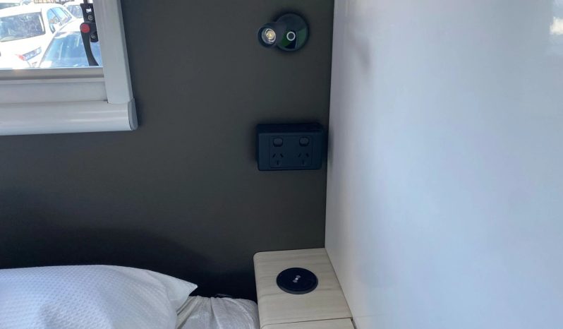 
								2023 Regent Cruiser full									