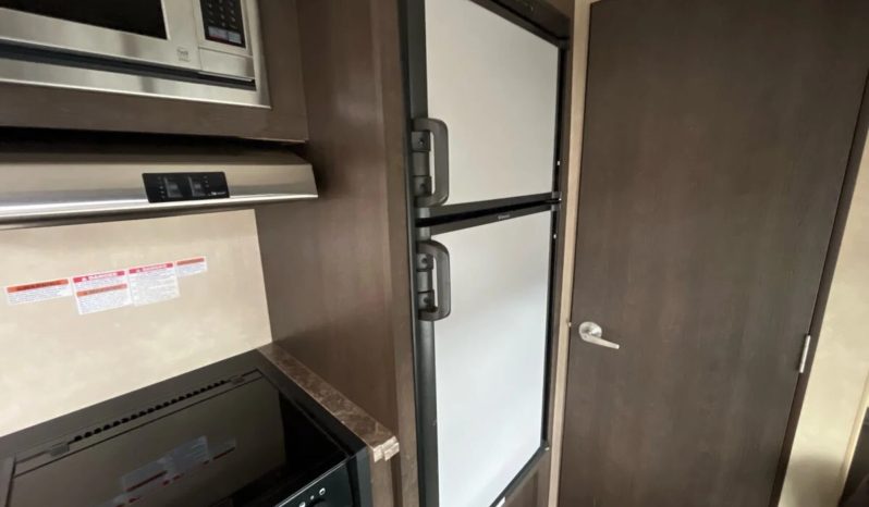 
								2017 Forest River Sonoma full									